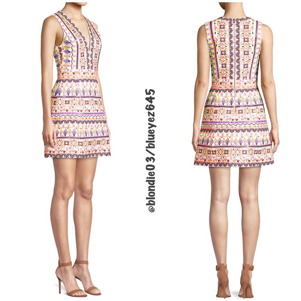Alice + Olivia Patty Embroidered V-Neck Mini Dress 4 NWT - Picture 2 of 5